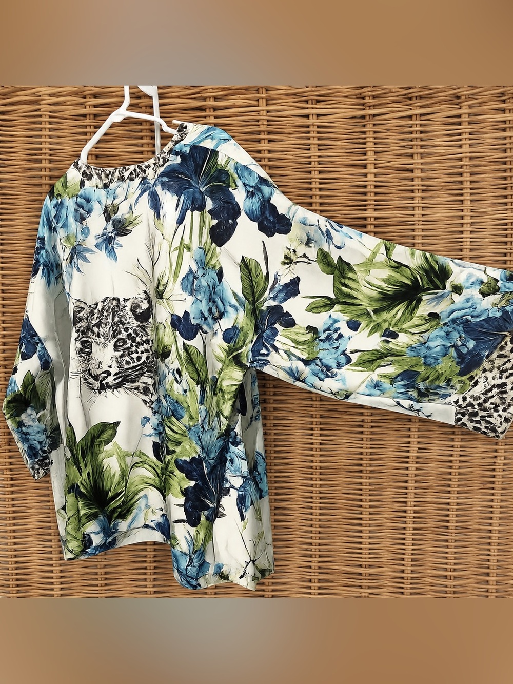 Chico’s Kimono Cardigan Blue Floral & Animal Print 3/4 Sleeve Boho Lightweight - Picture 7 of 12